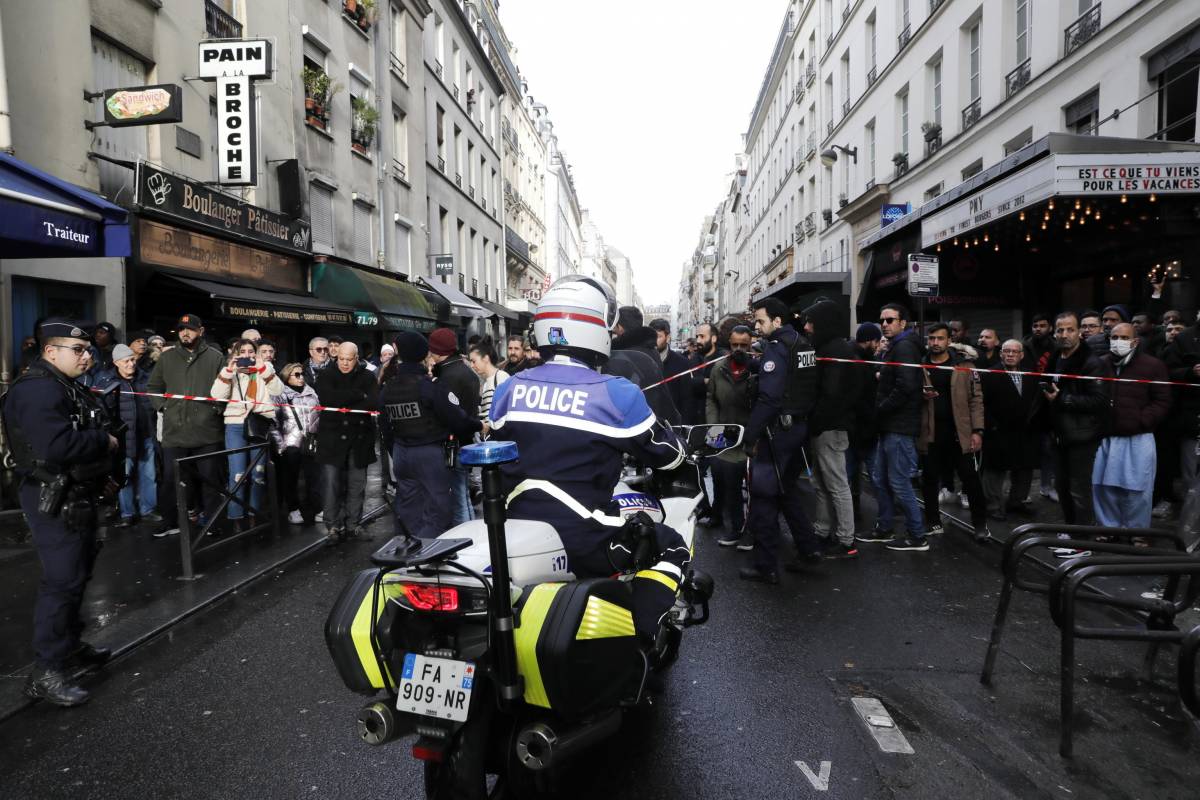 "Uccide". L'attacco alla destra dei socialisti francesi dopo la sparatoria di Parigi