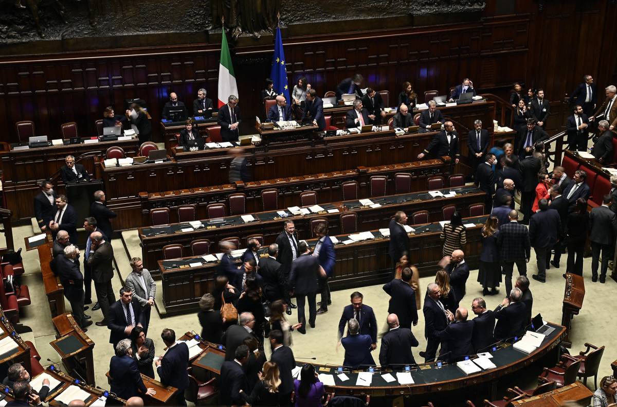 Manovra, maratona per il voto del Parlamento: ecco il programma del governo