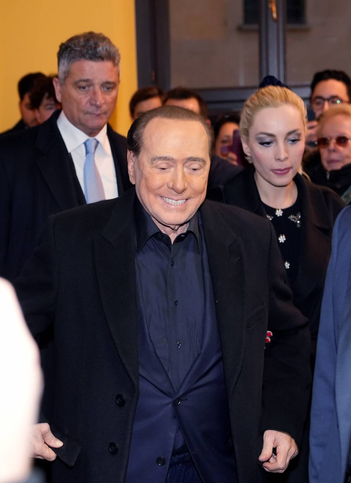 "Un calvario giudiziario". Il governo fa quadrato su Berlusconi
