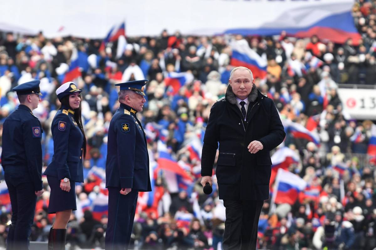 "Battaglia per la nostra gente": Putin torna a parlare a Mosca