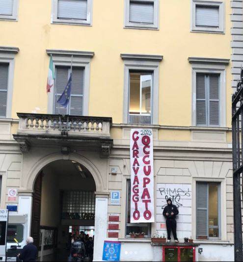 Viaggio in un liceo occupato: sempre e comunque contro il governo Meloni