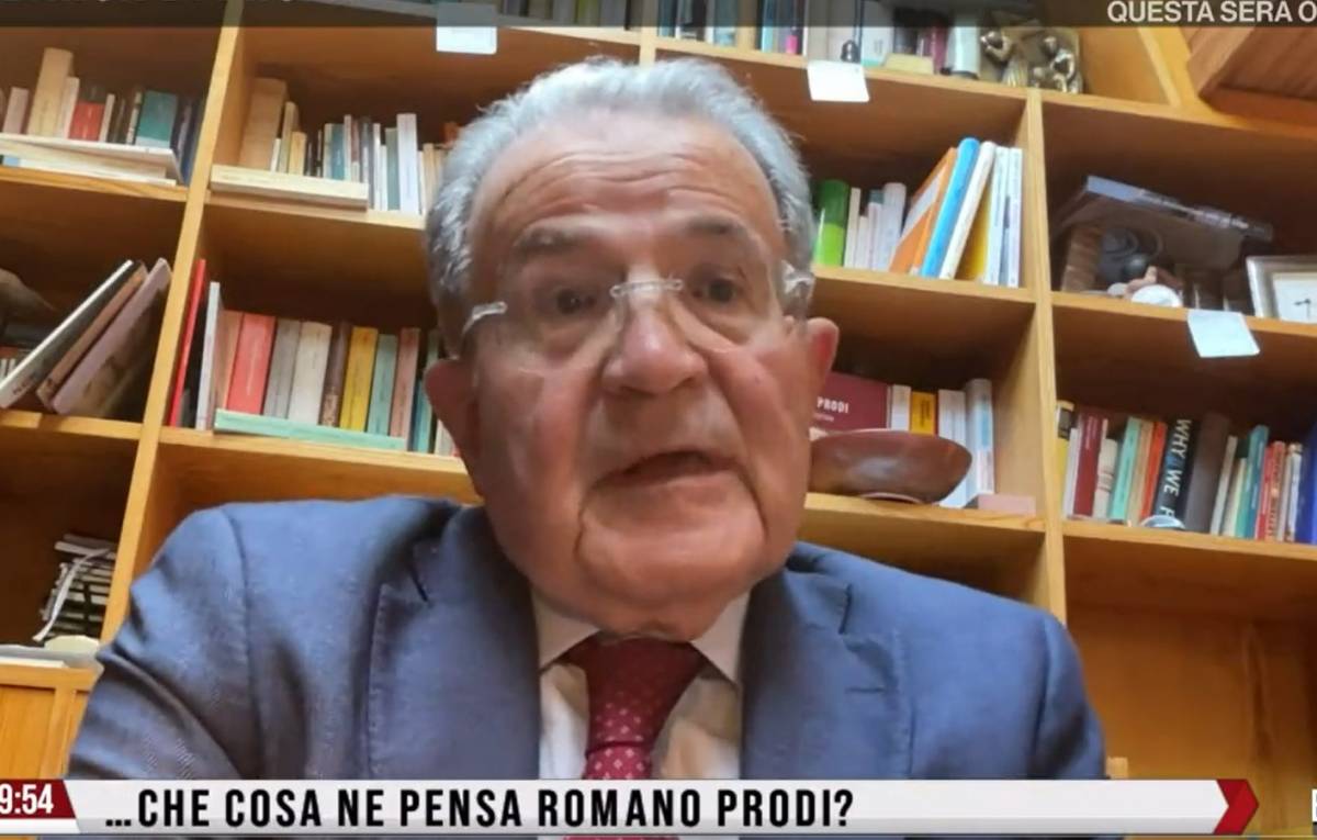 "Non riprenderò la tessera Pd, ma...". L'ultima mossa di Prodi per la Schlein