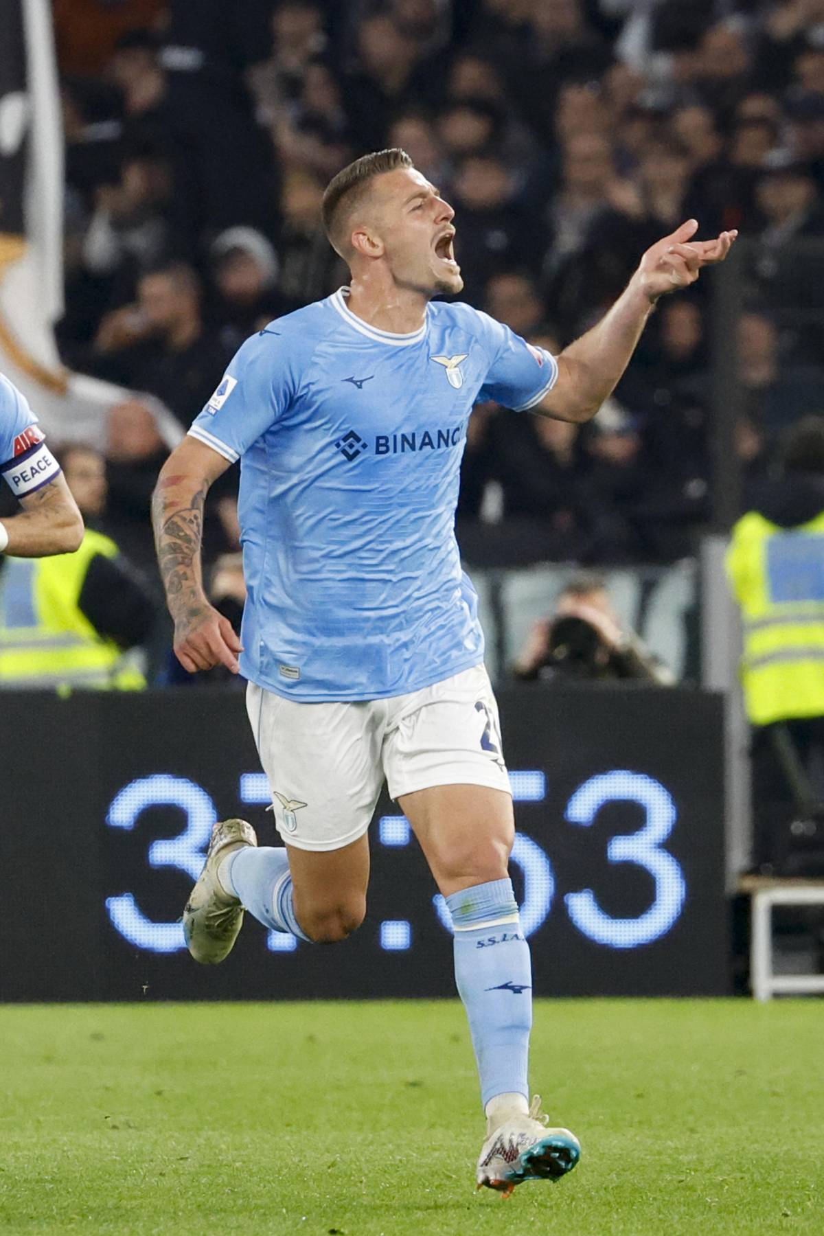 Chi cede e chi resiste. Milinkovic in Arabia, Pogba no. Per adesso