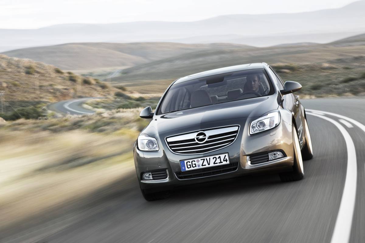 Opel Insignia, l’addio dopo quindici anni di onorata carriera