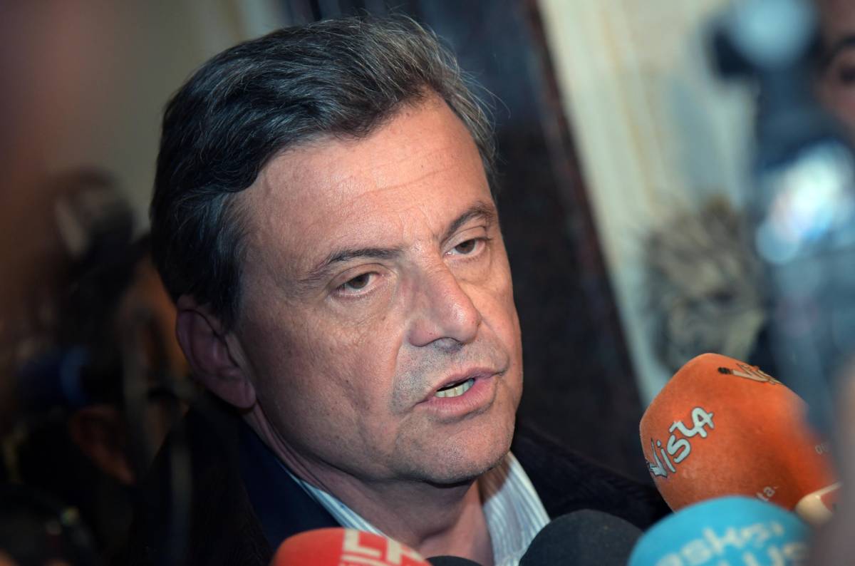 La crisi di nervi di Calenda che esplode contro Renzi "Il partito unico è morto"
