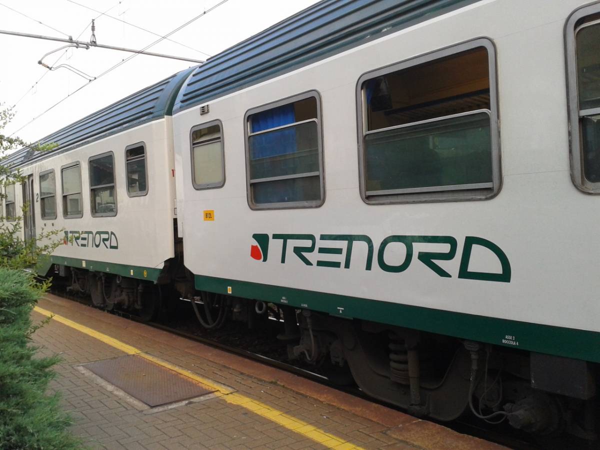 "Non si può partire dalla stazione". Capotreno aggredita da un passeggero