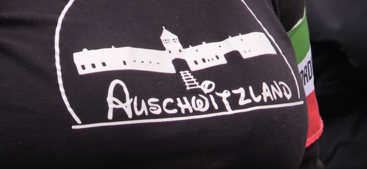 La t-shirt "Auschwitzland"