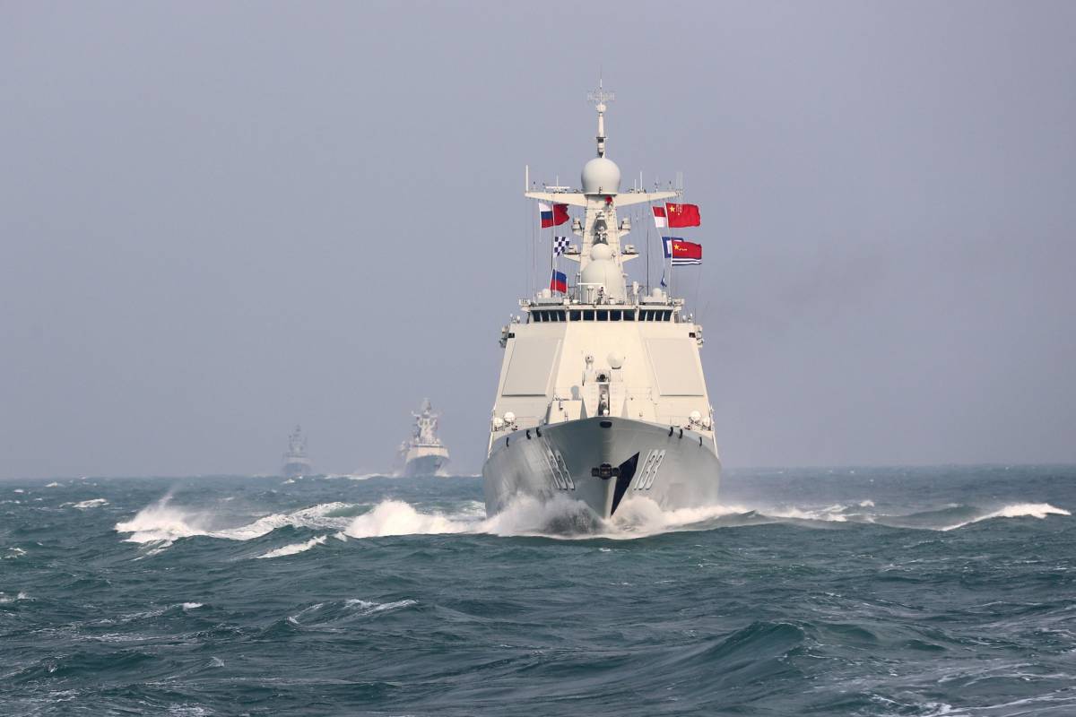 "Arrivate navi da guerra cinesi": la mossa che inquieta gli Usa