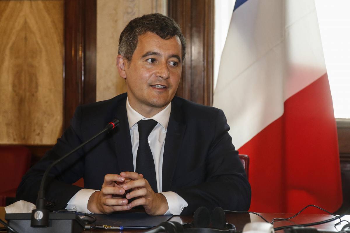 Siluro dalla Francia: "Meloni incapace di gestire i migranti". Tajani non va a Parigi. E l'Italia è compatta