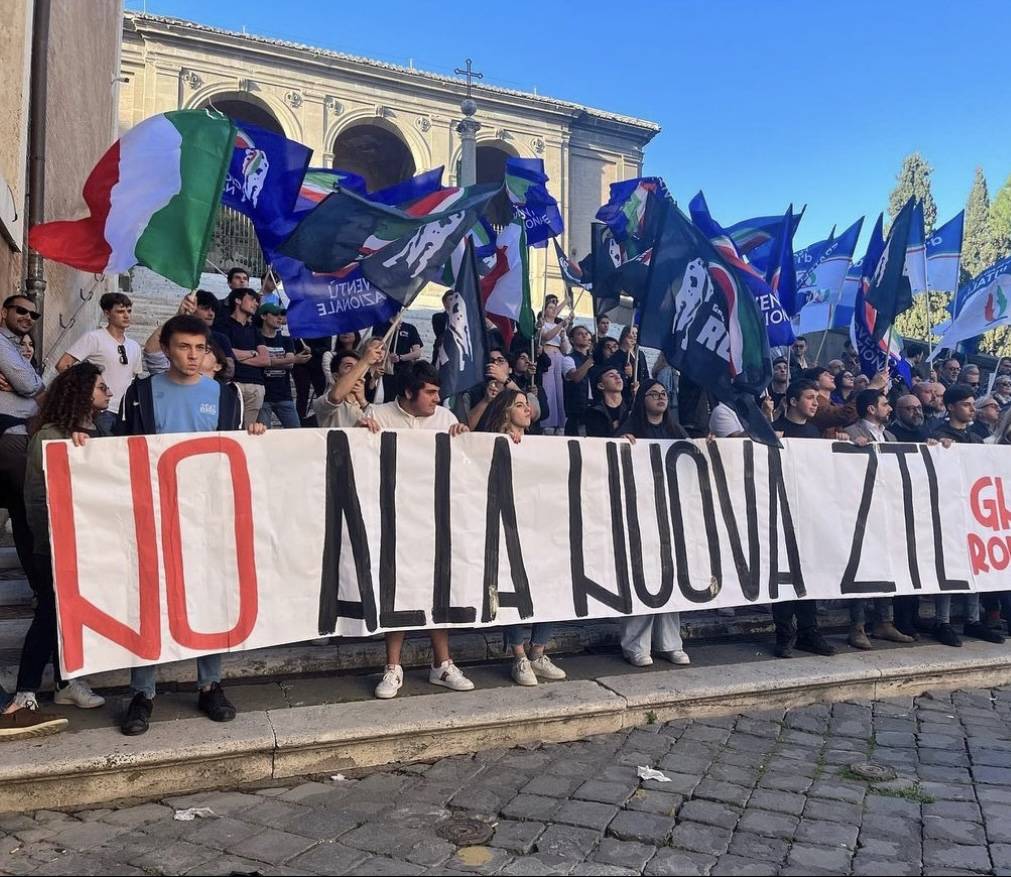 A Roma una nuova Ztl fascia verde? Ecco l'ultima eco-follia del Pd