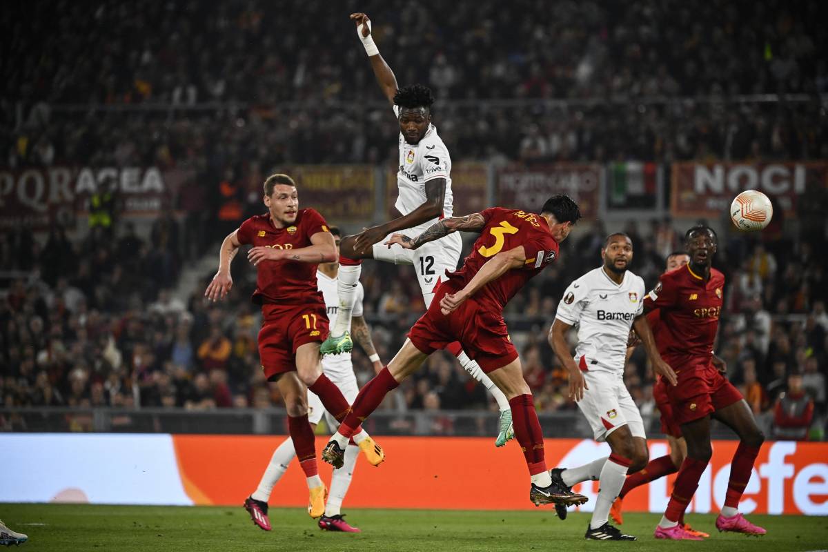 Europa League, la Roma vince di misura contro il Bayer e "vede" la finale