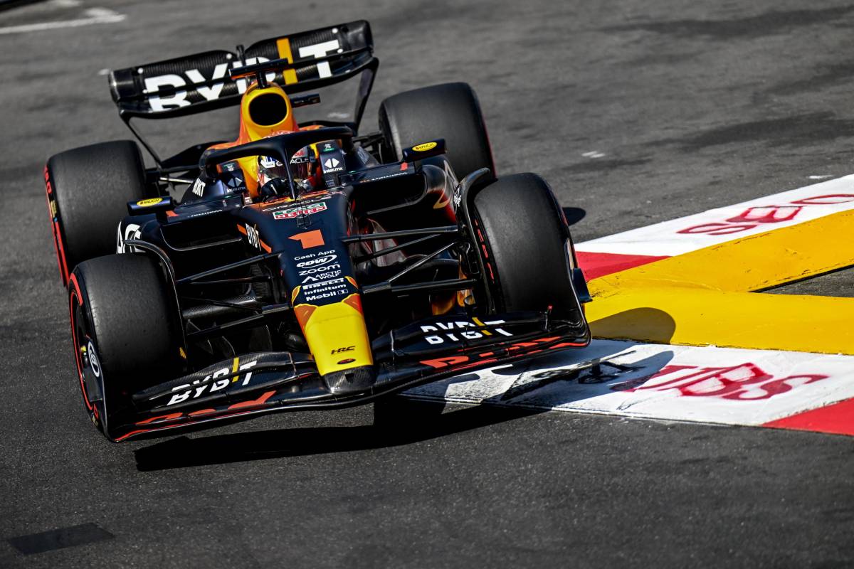 F1, GP Monaco: Verstappen in pole. Leclerc sanzionato, perde tre posizioni