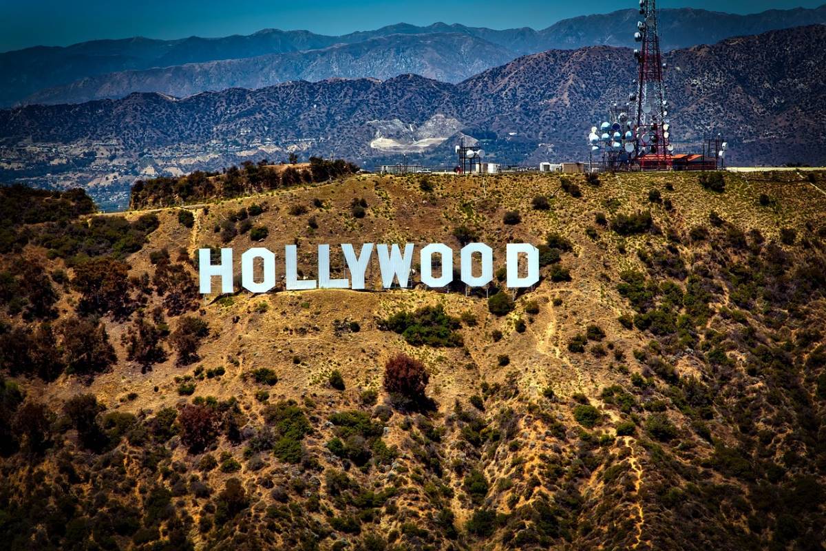 Il "furto" dei segreti e gli investimenti: così Pechino ha beffato Hollywood