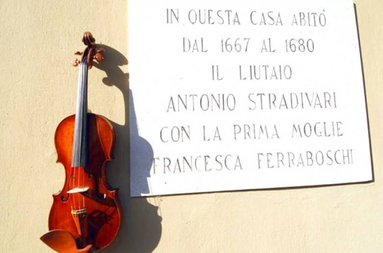 La casa nuziale di Antonio Stradivari tornerà dopo 343 anni ad essere la culla della liuteria mondiale