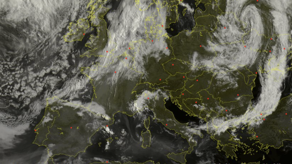 "Nel cuore dell’estate...". Cosa sta succedendo al meteo