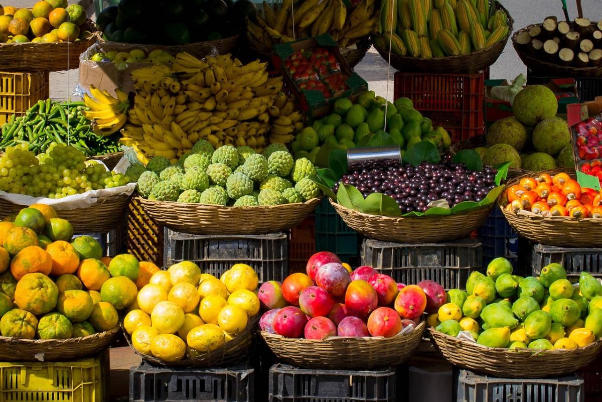 L'inflazione frena ma frutta e verdura costano sempre di più: ecco perché