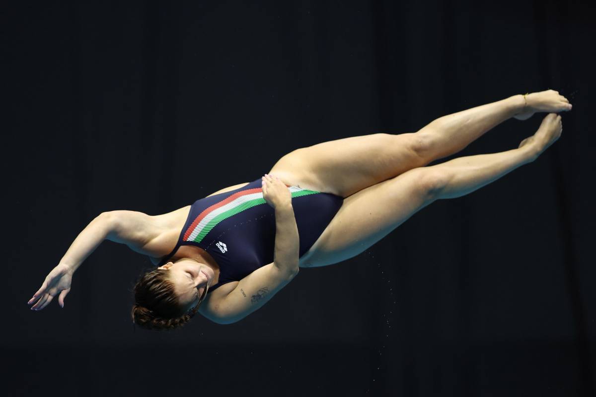 I tuffi di Chiara sono di bronzo. Che bellezza le donne d'Italia