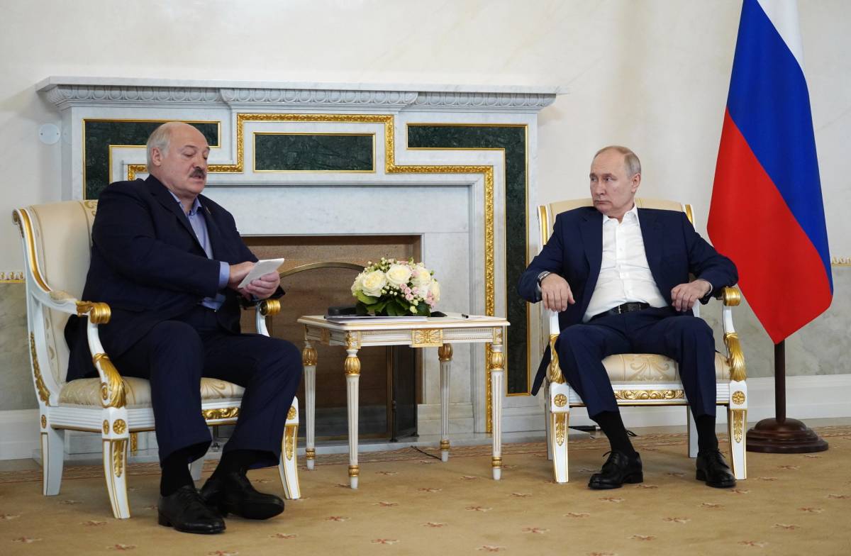 "Vogliono marciare su Varsavia": la rivelazione di Lukashenko sulla Wagner