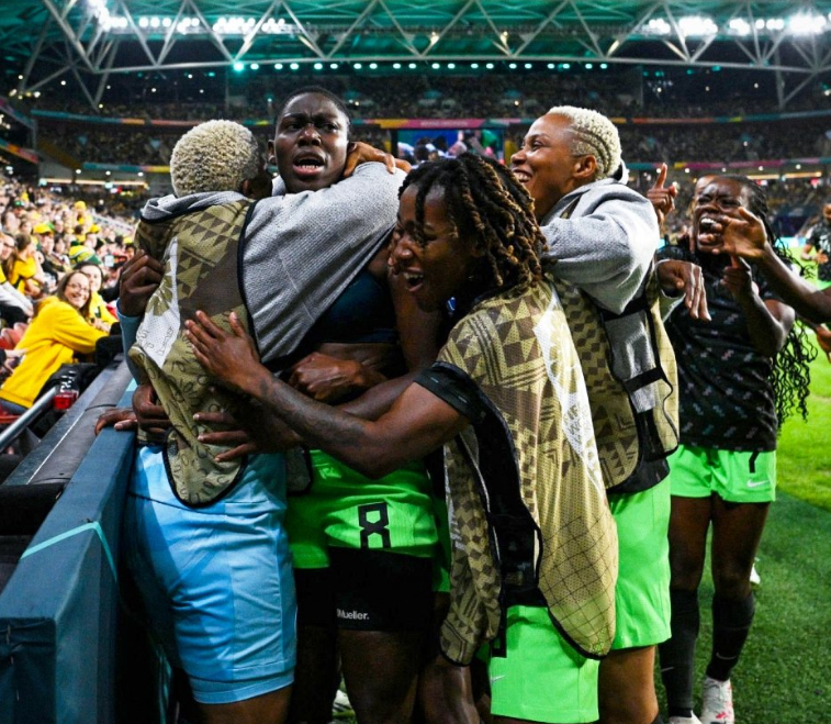 L'esplosione di gioia di Asisat Oshoala: la Nigeria vince d'orgoglio in rimonta (via Fifa)