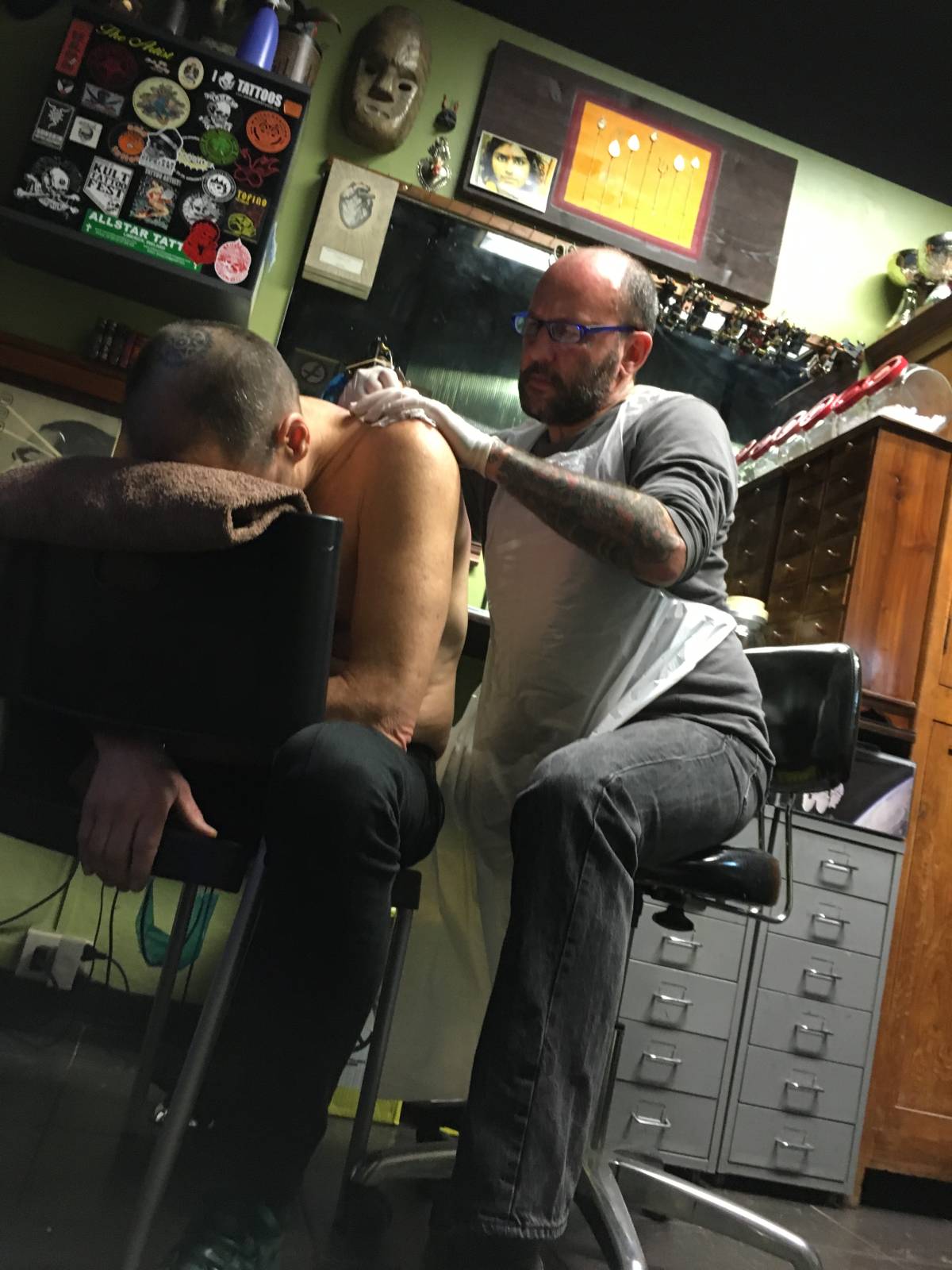 Marco Ruffa, l'anarchico dei tatuaggi: "Serve più cultura e romanticismo"