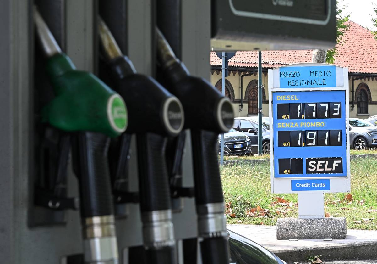 Nuovi rincari sulla benzina. E i dem speculano contro il governo