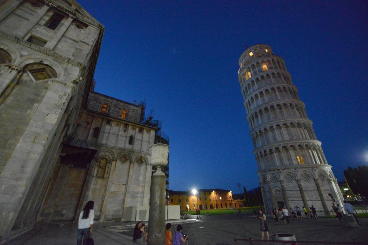 Pisa si veste a festa per gli 850 anni della Torre: le celebrazioni dureranno un anno intero