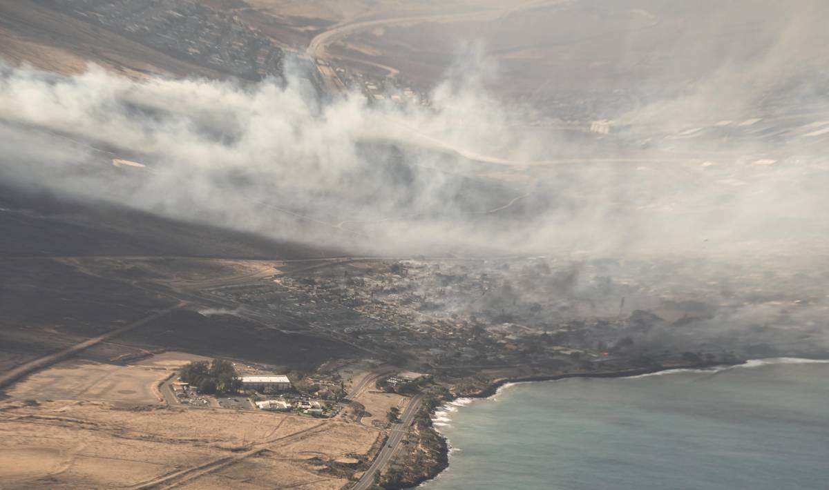 Le Hawaii bruciano, devastata l'isola di Maui: 36 morti e 11mila sfollati