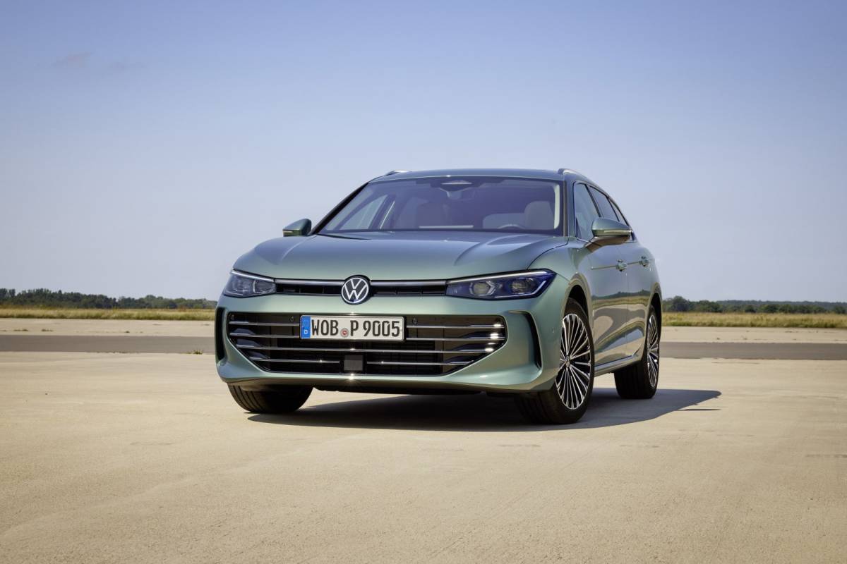 Volkswagen Passat (2024) la nuova generazione su piattaforma MQBEVO