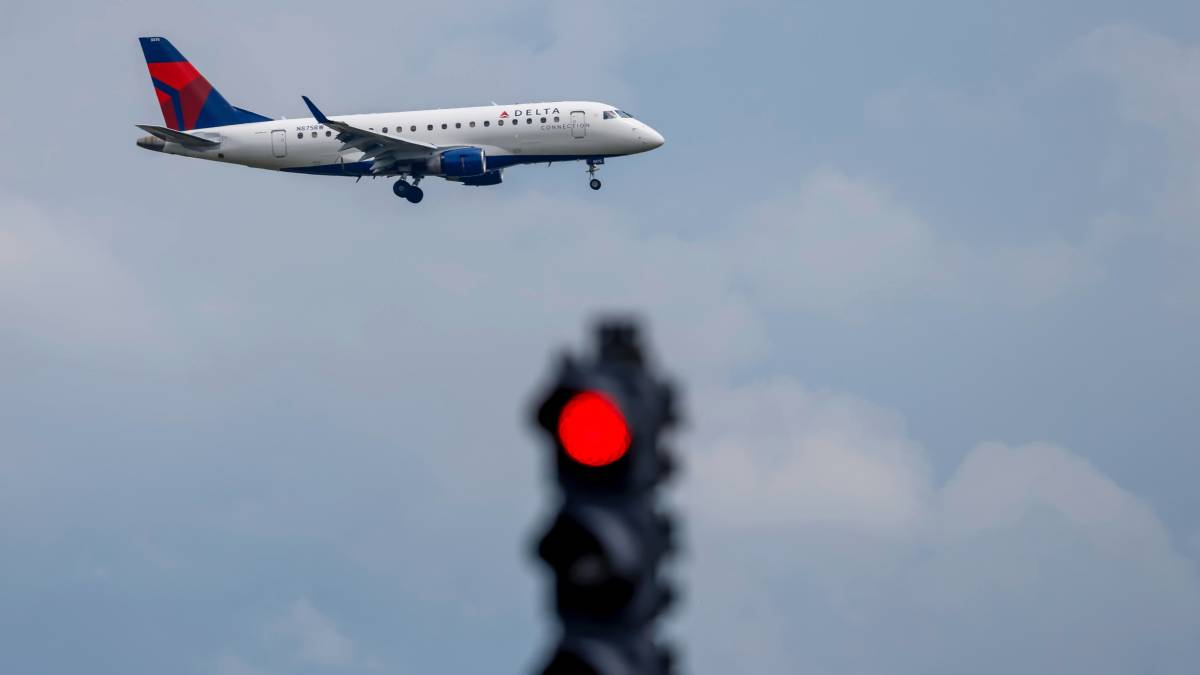 Paura sul volo Milano-Atlanta. Forte turbolenza: cos'è successo