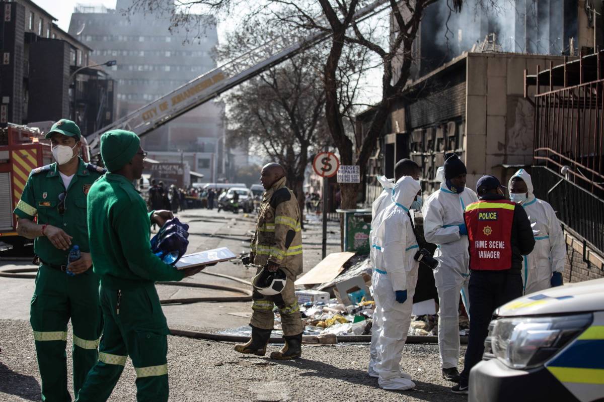 Devastante incendio a Johannesburg, più di 70 vittime 