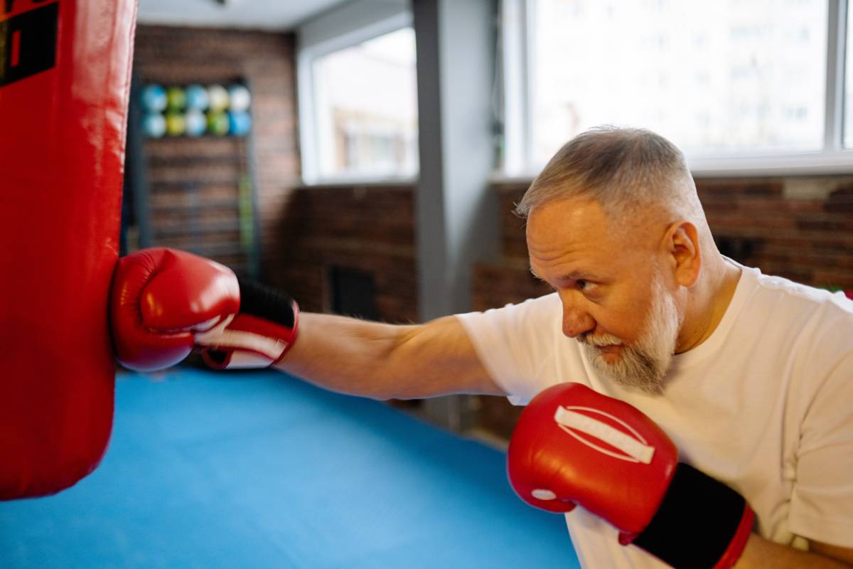 Parkinson e attività fisica: quando è consigliata, i benefici e quale sport è utile