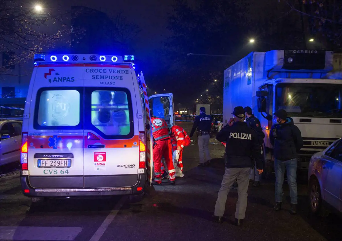 Tragedia della vigilia di Natale a Palermo, muore per salvare il figlioletto