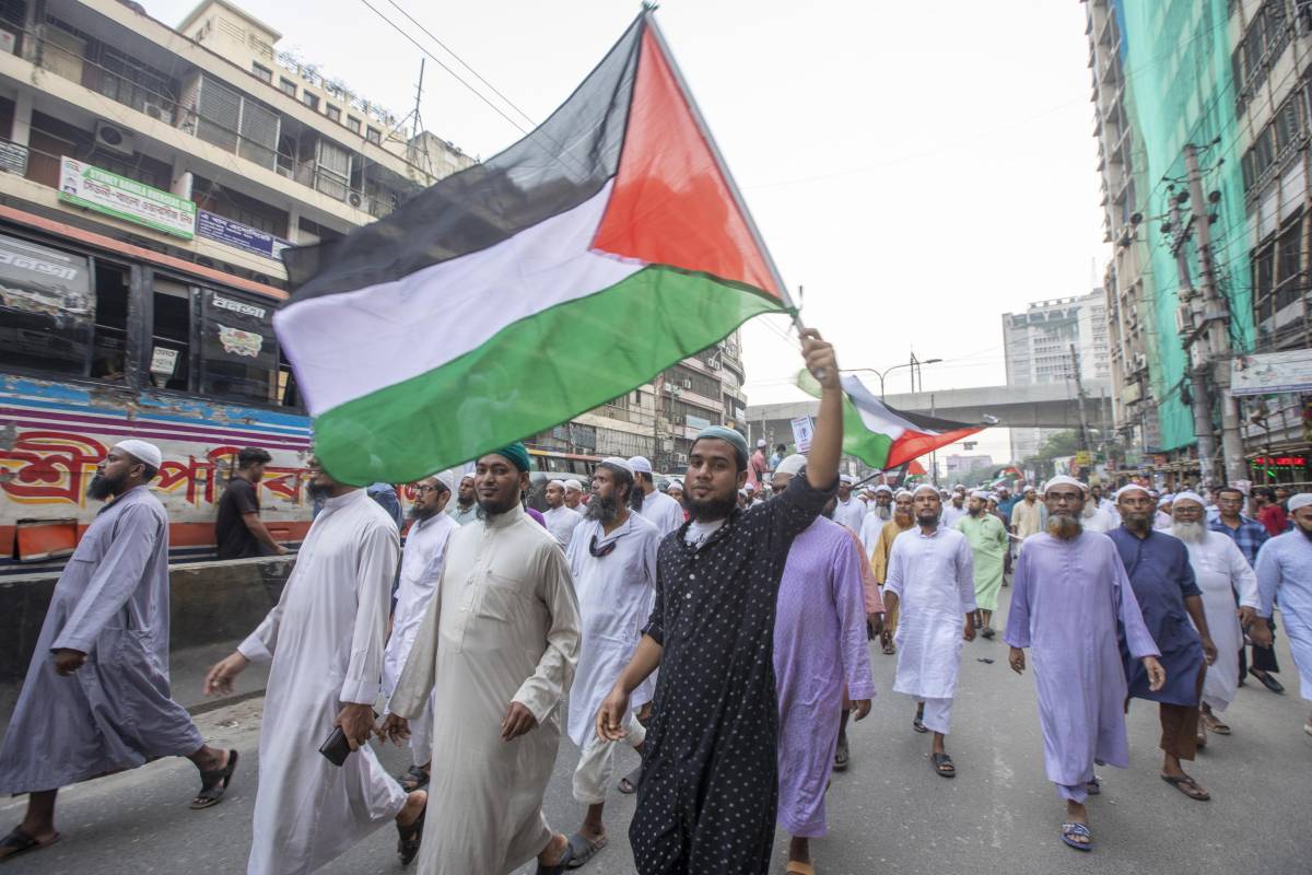 Hamas chiama a raccolta il mondo musulmano: "Marciate per la Palestina"