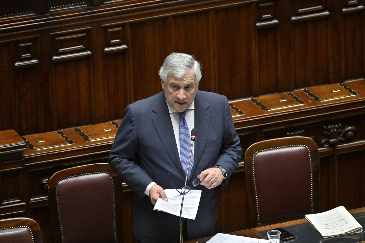 "Nessuna violazione". Così Tajani smaschera i gufi dell'accordo Italia-Albania