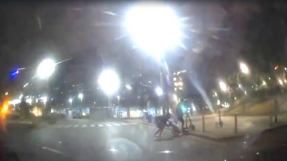 Aggredite all’alba a Milano, 3 ragazze salvate da un tassista | Video