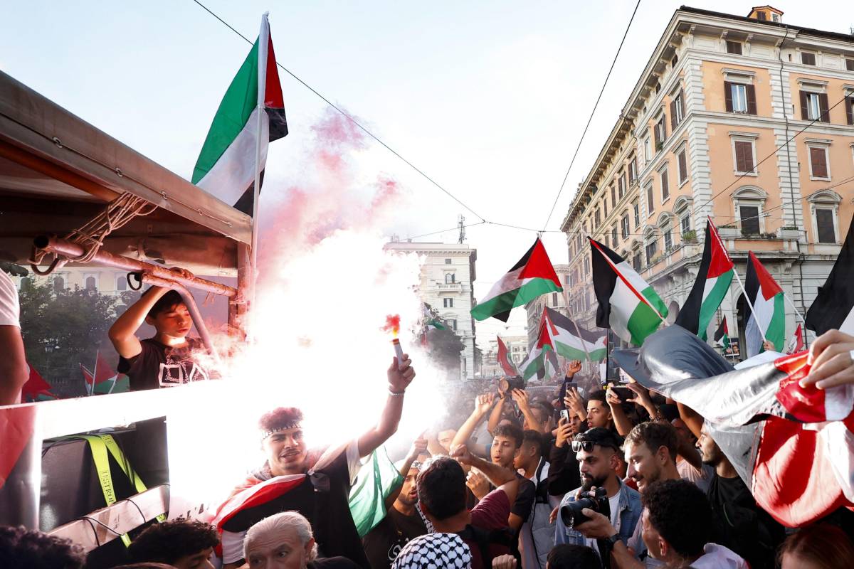 L'Intifada torna in piazza. Tafferugli a Roma, paura per i cortei di oggi