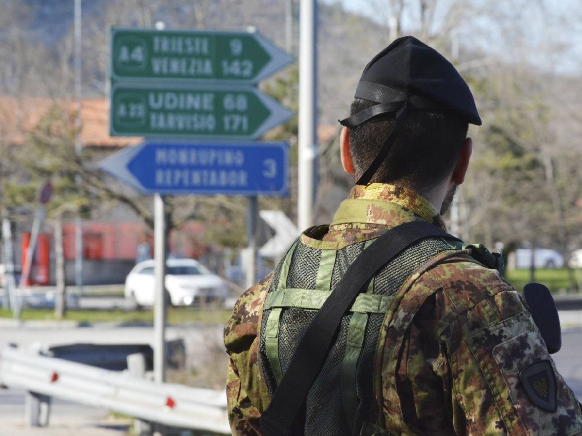 L'Italia sospende Schengen: tornano i controlli al confine sloveno contro il rischio terrorismo