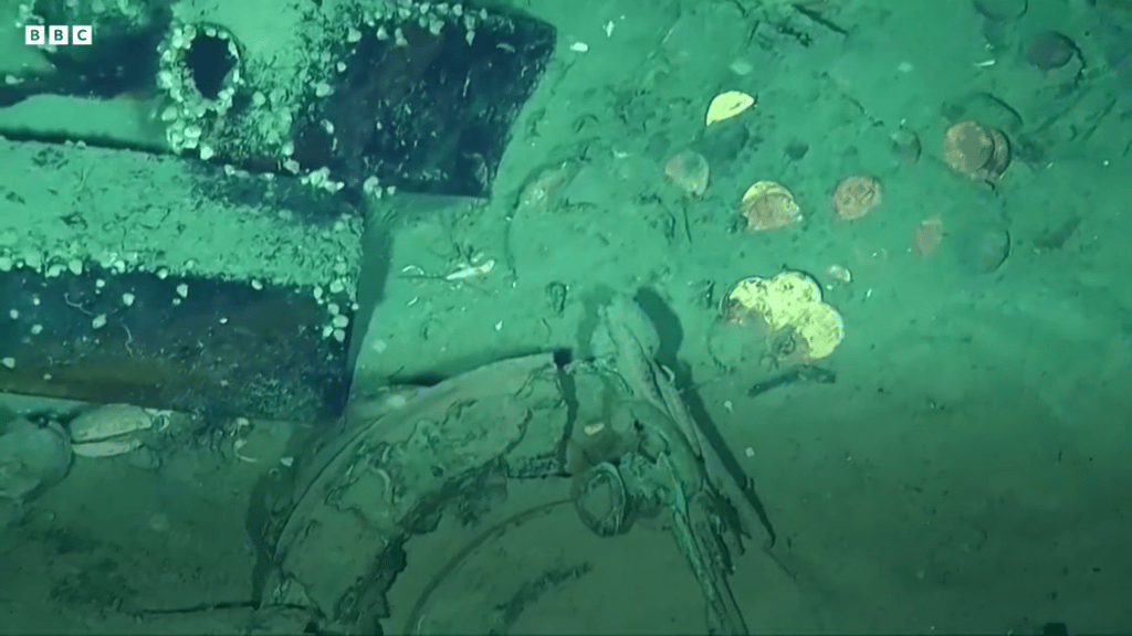 L'immagine di alcune monete d'oro del tesoro del galeone San Josè, mostrato in un video della BBC