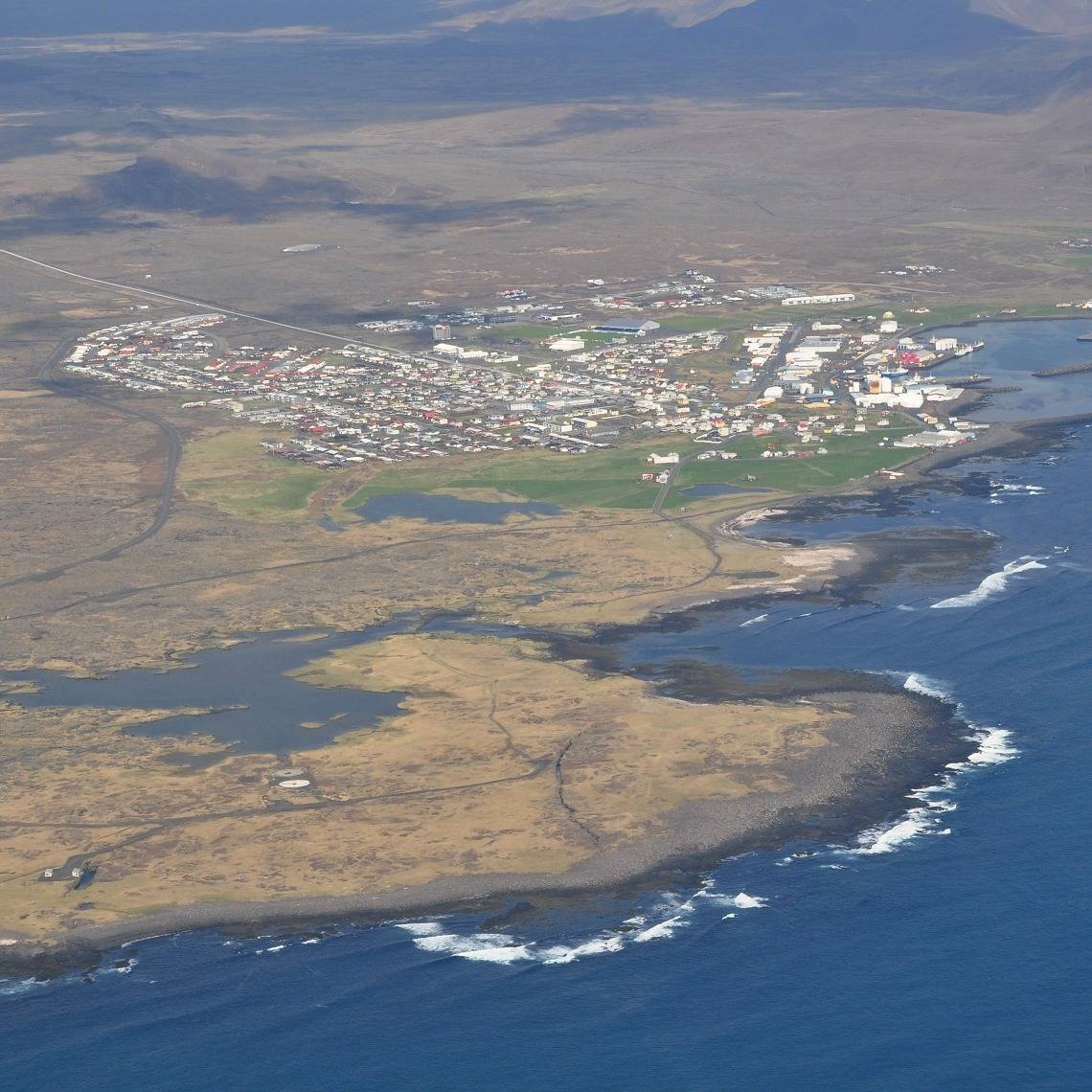 Islanda, vulcano minaccia potente eruzione: evacuate migliaia di persone