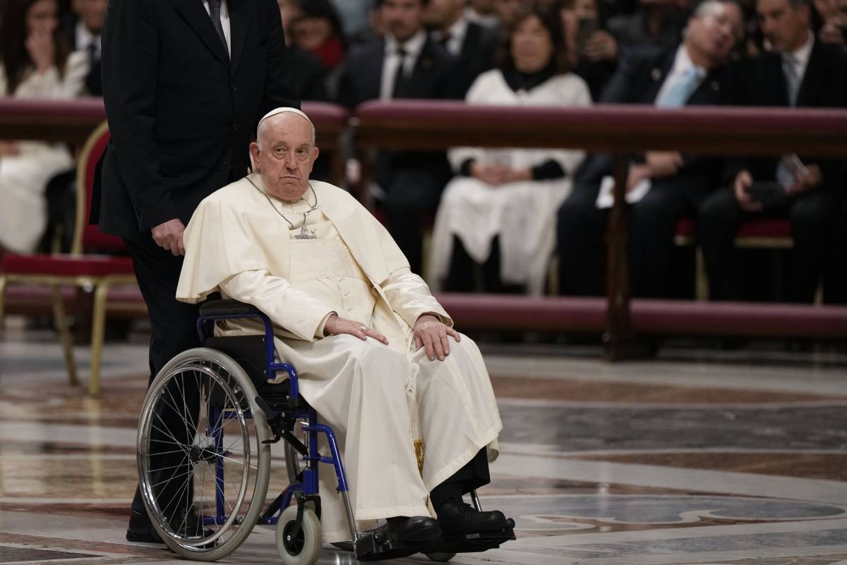 Il Papa allontana l'ipotesi dimissioni ma avverte: "Ho già preparato la mia tomba..."