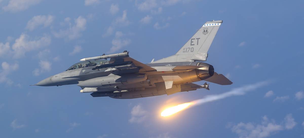 Caccia F-16 danneggiati: i timori per Taiwan dopo il terremoto