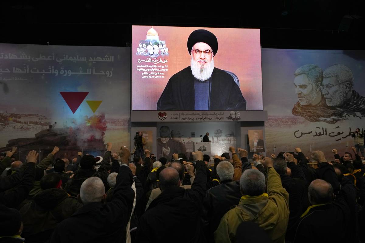 "Il Libano è pronto". Nasrallah minaccia (ma non morde)
