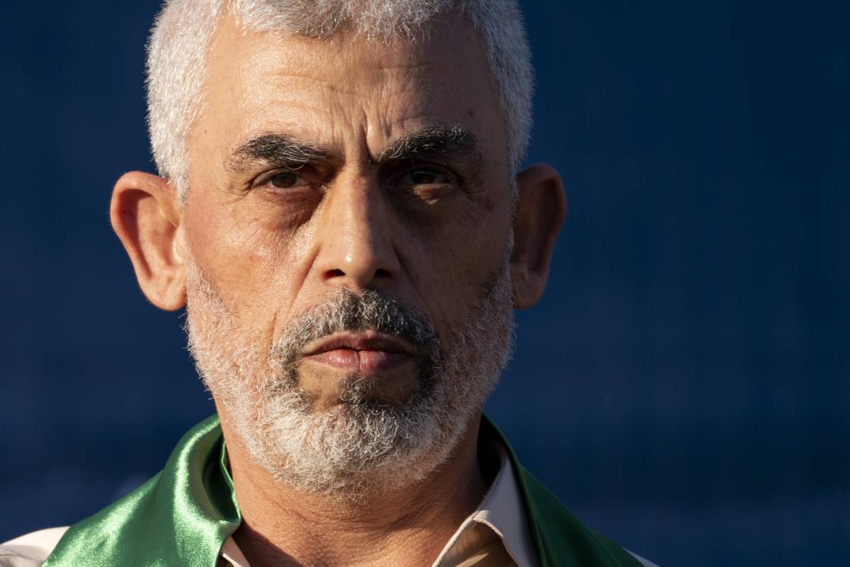"Circondato da ostaggi...": Individuato il nascondiglio del capo di Hamas