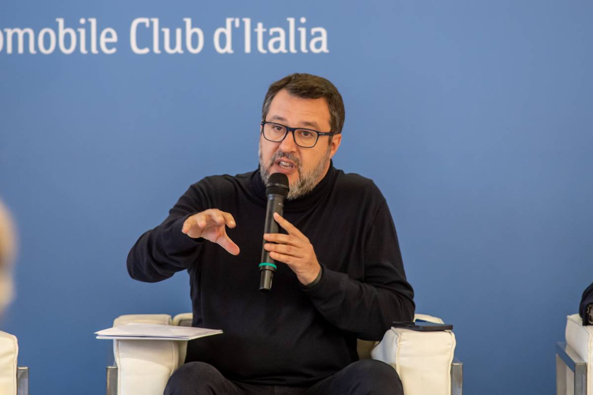 Mossa a sorpresa di Salvini. "Europee? Non mi candido"