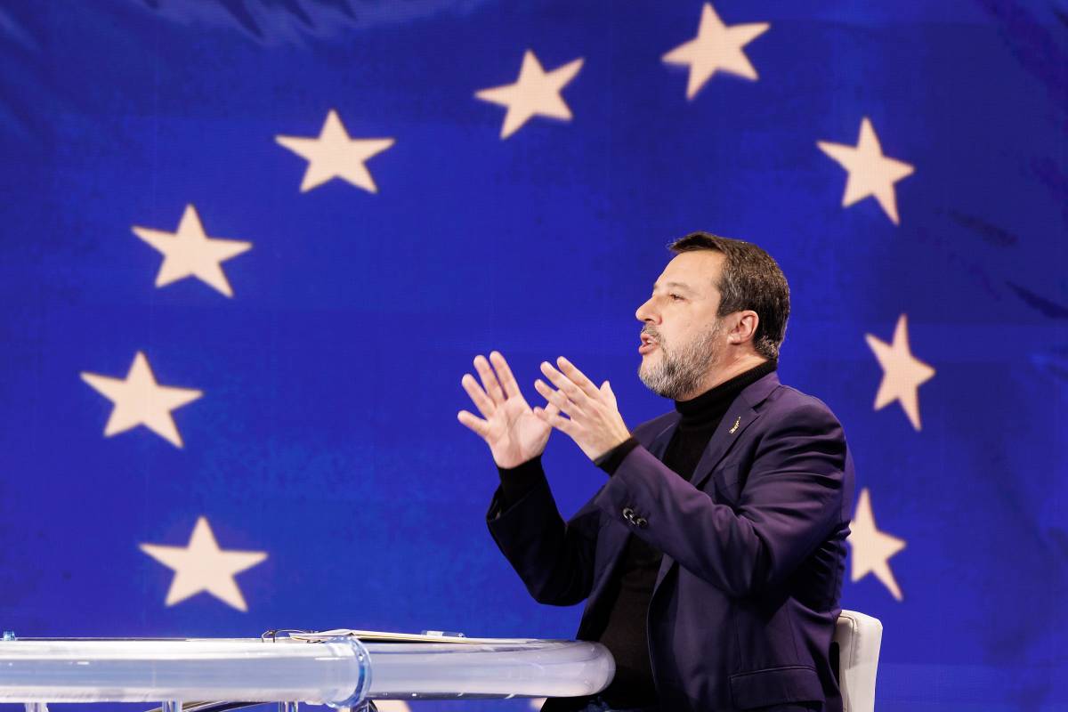 Salvini: "Non mi candido, tanti in gamba". E il centrodestra continua i lavori sulle Europee