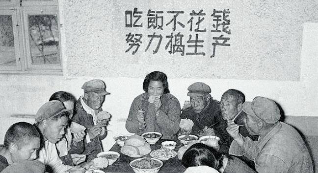 Quando il comunismo sbranò di fame i cinesi