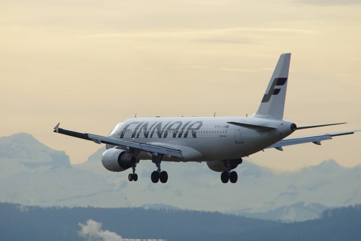 Finnair, passeggeri costretti a pesarsi prima del decollo: è polemica