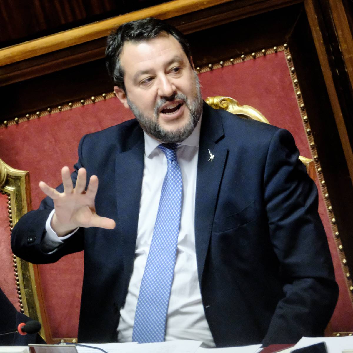 Meloni tace, ma Fdi affonda su Salvini