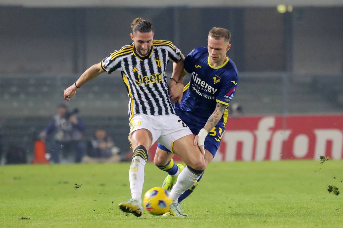 Il Verona blocca la Juve: 2-2 spettacolare ma ora il secondo posto è a rischio