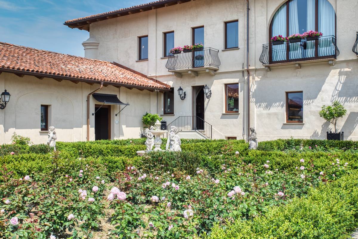 “Le Due Matote”, il relais nel paese delle rose - il Giornale